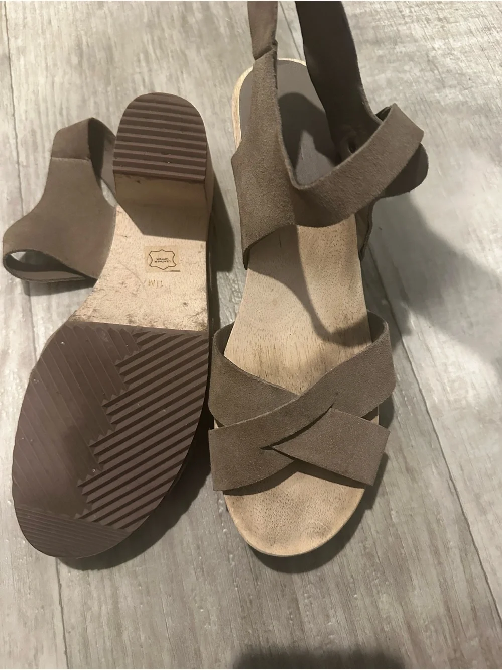 LOFT Brown Suede Leather Wood Platform Clog Sandals Women’s Size 11